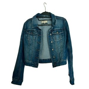 Woman's Jean Jacket